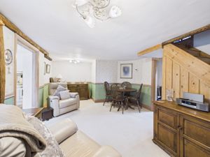 Sitting Room- click for photo gallery